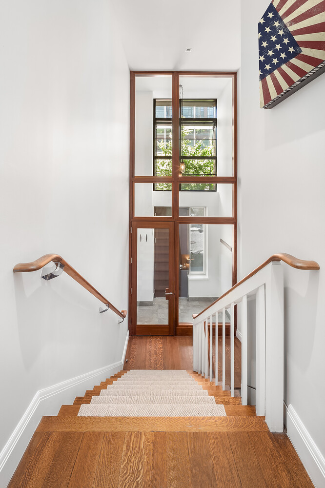 150 CHARLES Street #M2, West Village property photo 6
