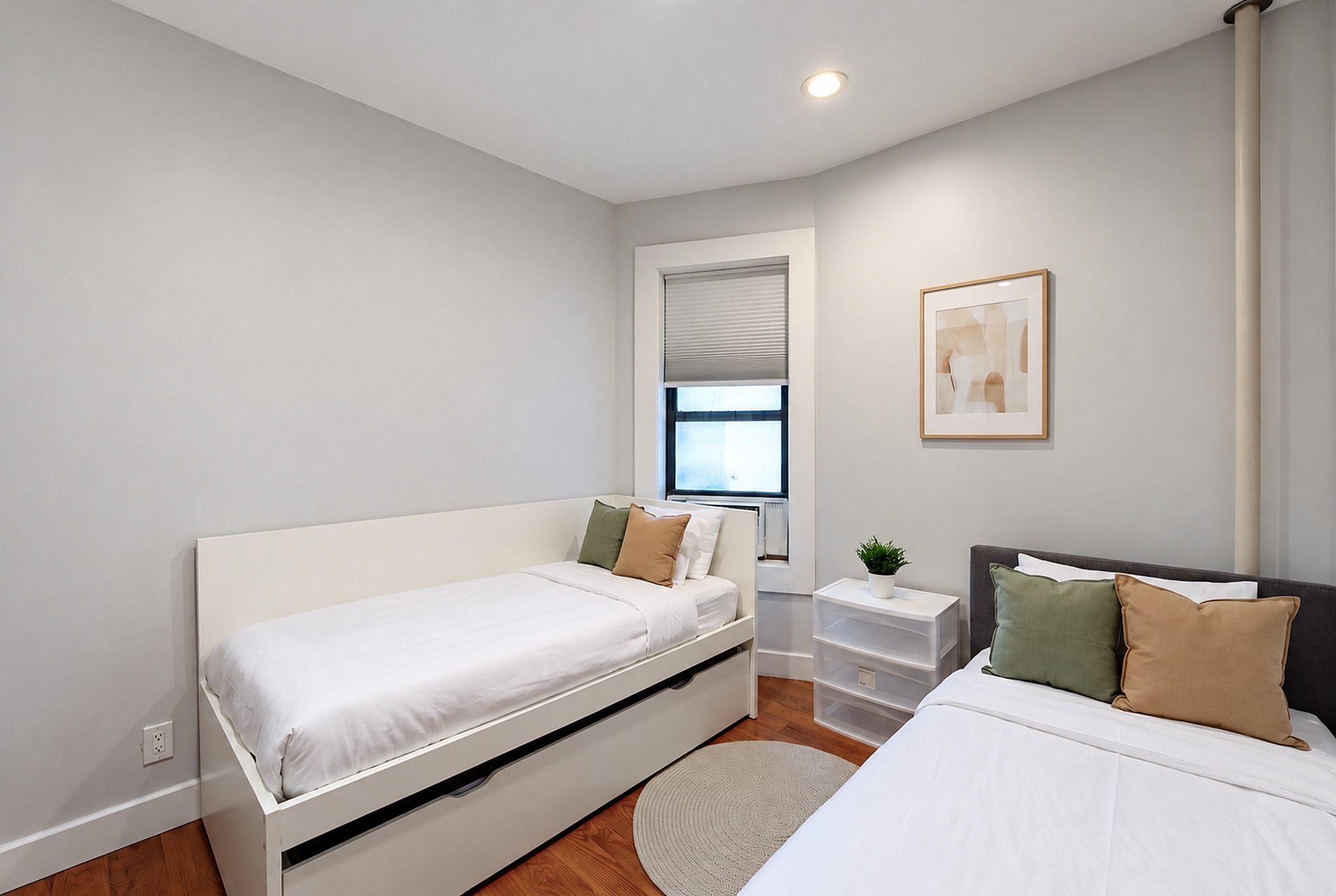 160 Wadsworth Avenue #402 - Bedroom