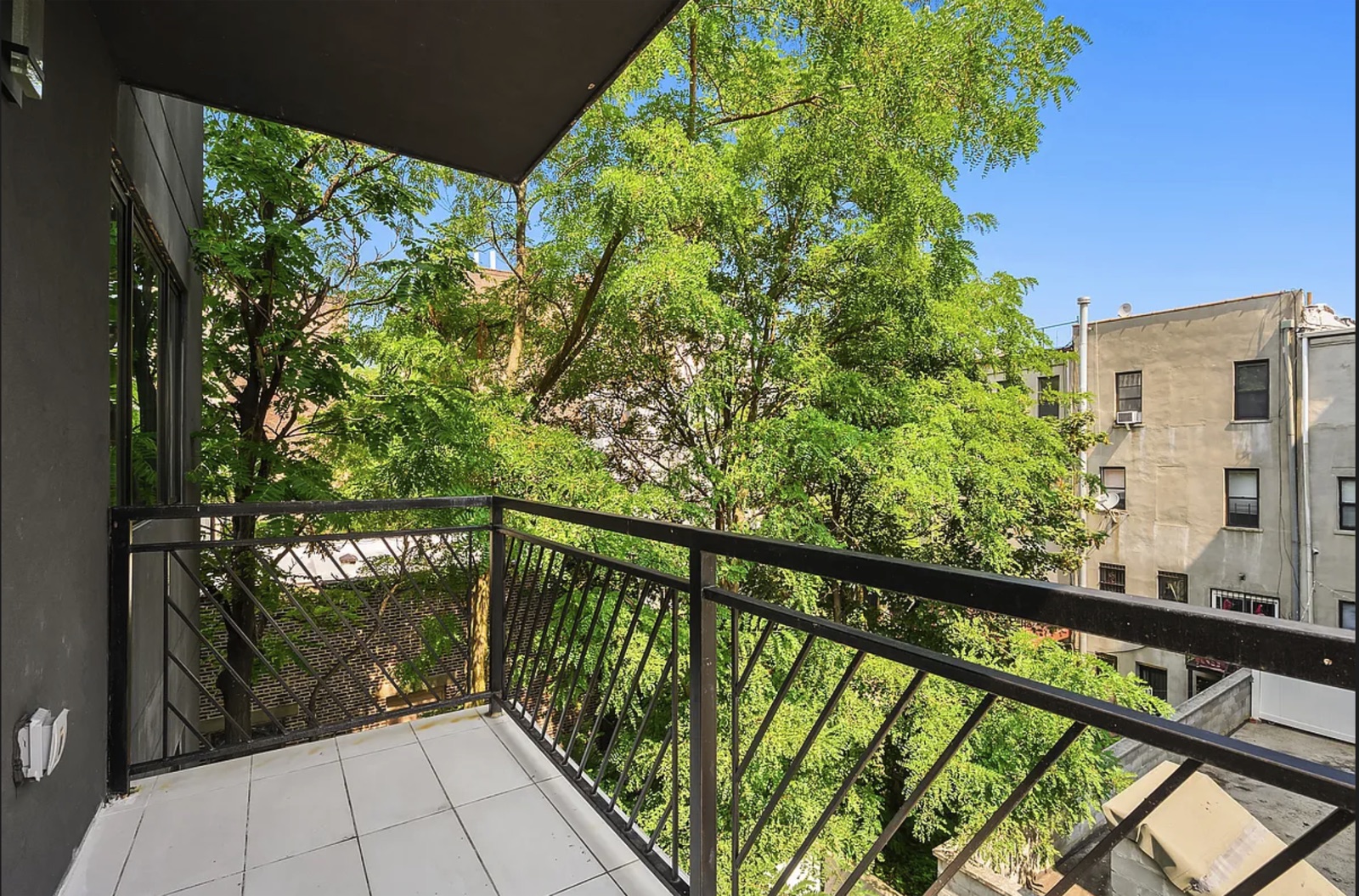 553 West 182nd Street, Apt 3R photo 3
